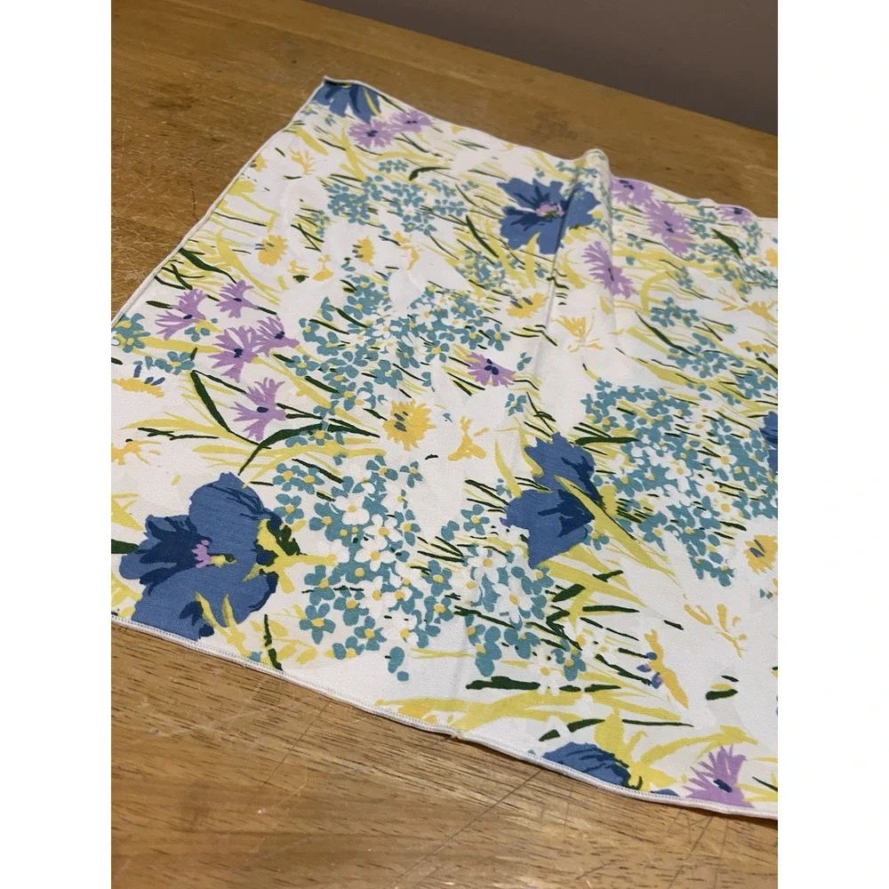 Vtg‎ Floral Cloth Napkins Tulips Flowers Cottage 17